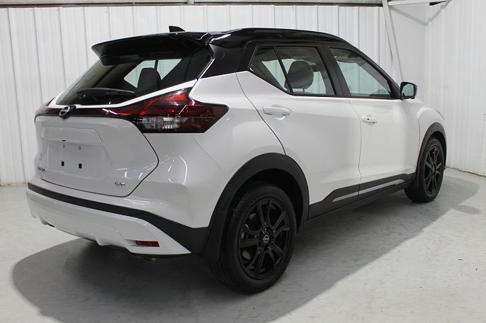 2023 Nissan Kicks