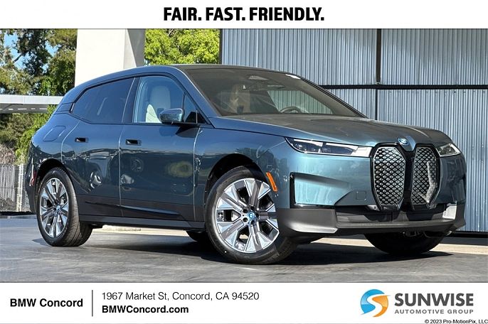 2025 BMW iX