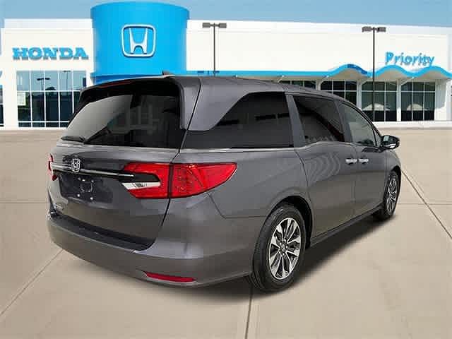 2024 Honda Odyssey EX image 4