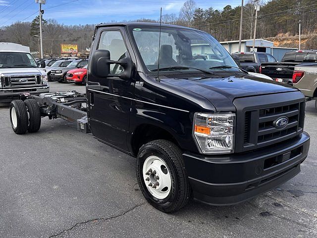 2025 Ford Econoline