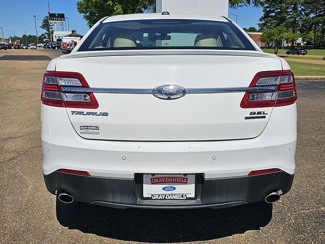 2017 Ford Taurus