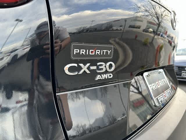 2021 Mazda CX-30 Select image 3