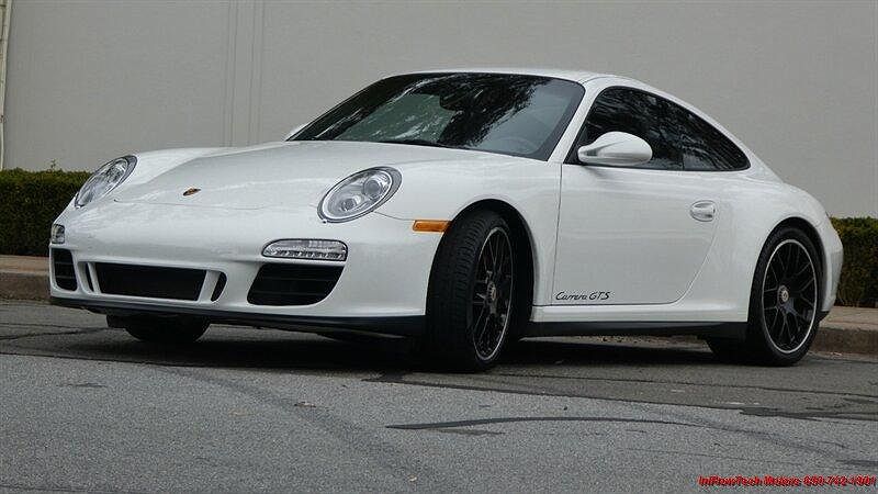 2011 Porsche 911 null image 0