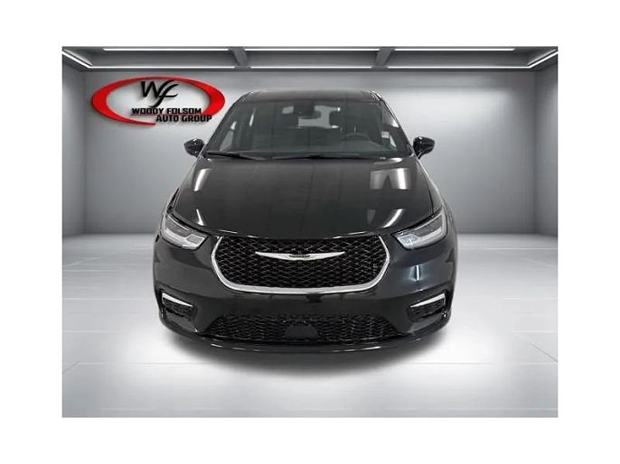 2026 Chrysler Pacifica
