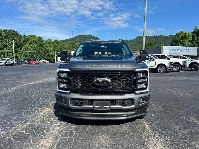 2025 Ford F-250