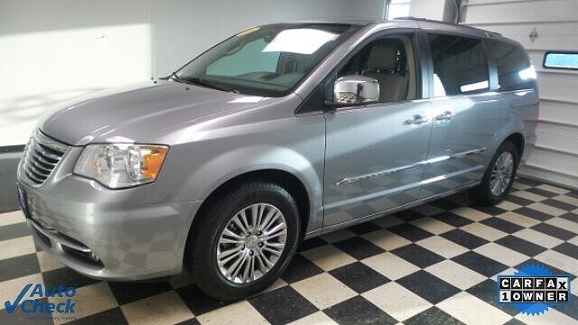 2014 Chrysler Town & Country