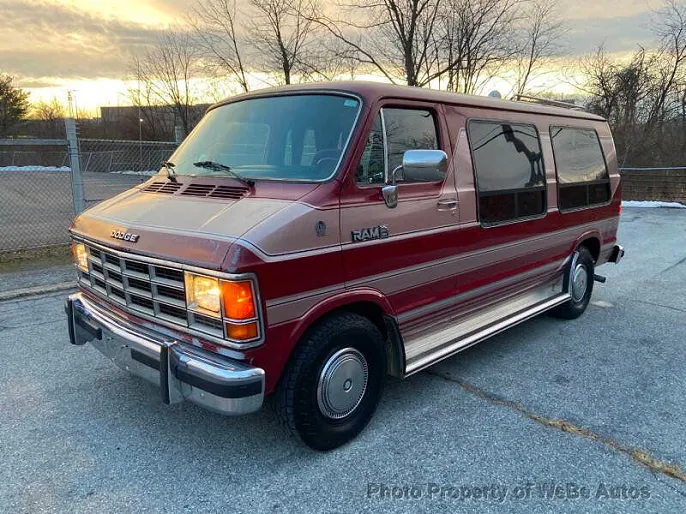 1988 Dodge Ram Van