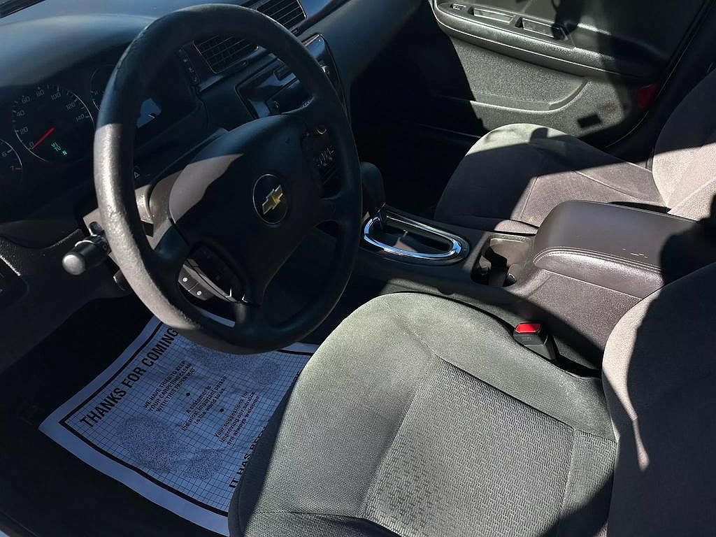 2016 Chevrolet Impala LT image 5