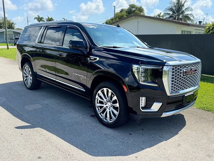 2023 GMC Yukon XL