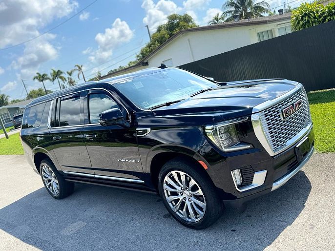 2023 GMC Yukon XL