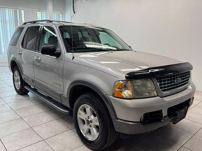 2004 Ford Explorer