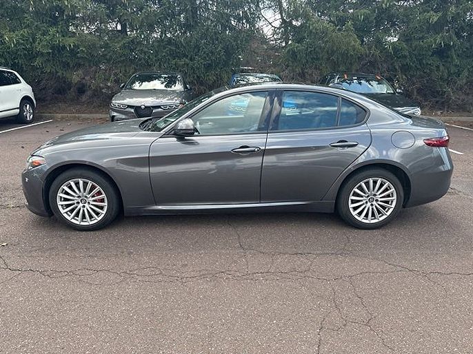 2022 Alfa Romeo Giulia