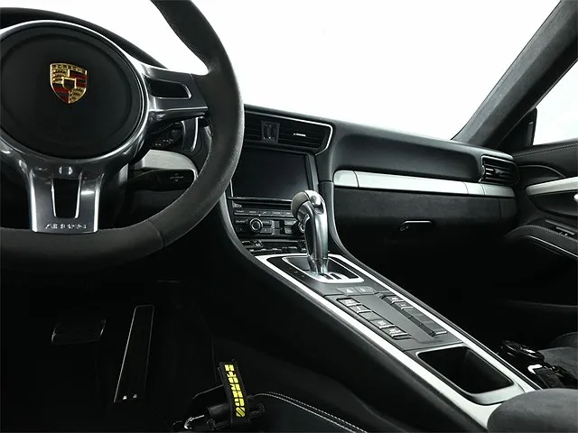 2015 Porsche 911 GT3 image 5