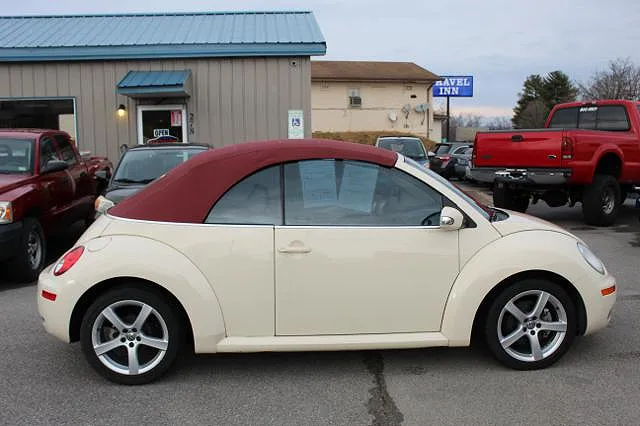 2009 Volkswagen New Beetle