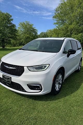 2026 Chrysler Pacifica