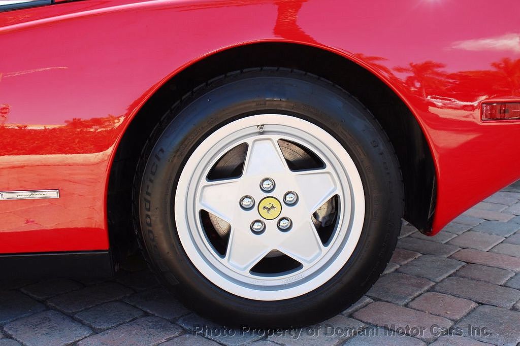 1989 Ferrari Testarossa null image 22