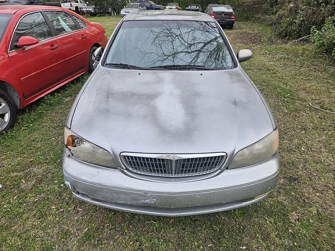 2001 Infiniti I30