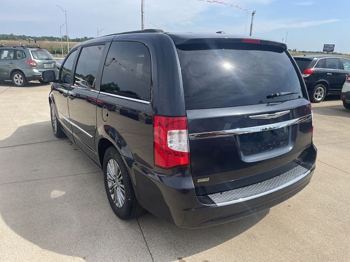 2014 Chrysler Town & Country