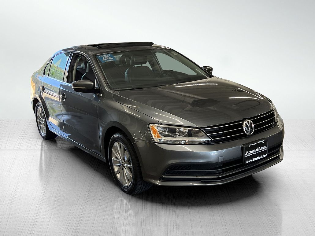 2015 Volkswagen Jetta SE image 1