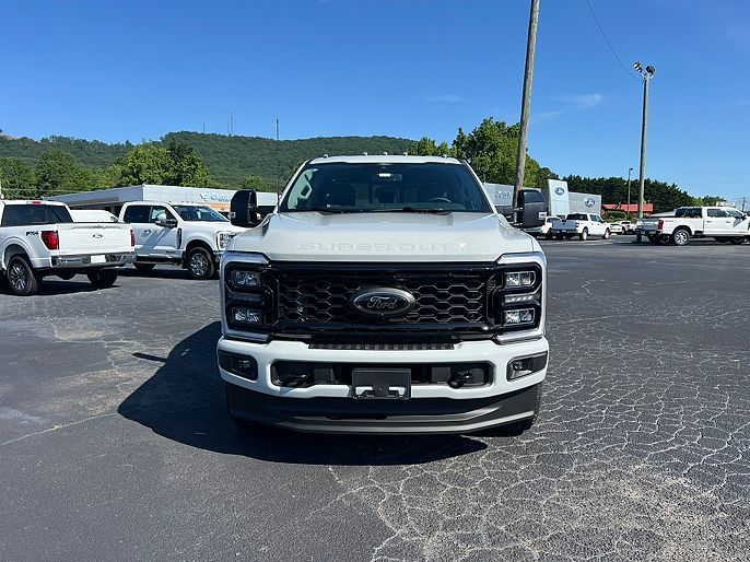 2025 Ford F-250