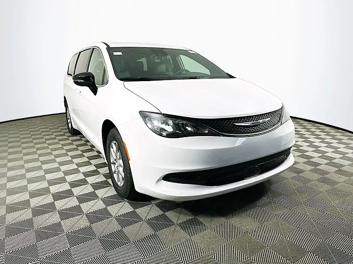 2026 Chrysler Voyager