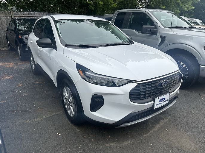 2023 Ford Escape
