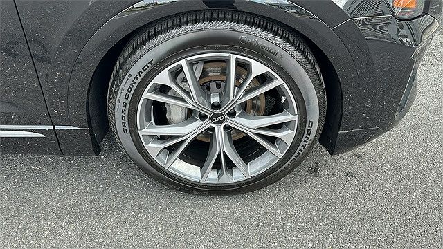 2024 Audi Q8 Prestige image 3