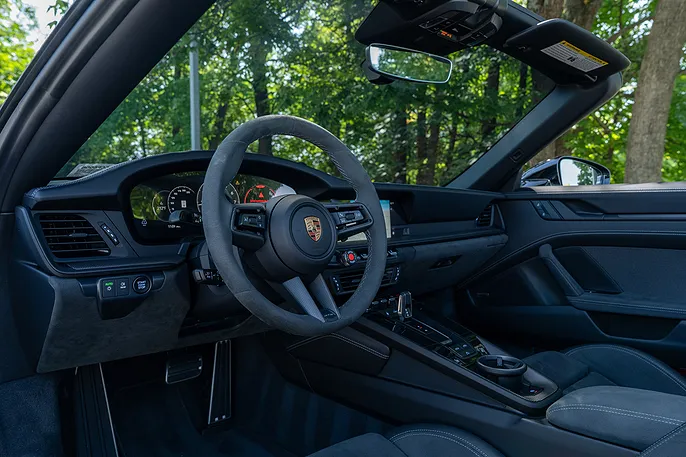 2025 Porsche 911