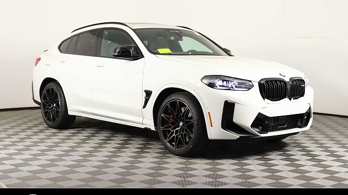 2025 BMW X4 M