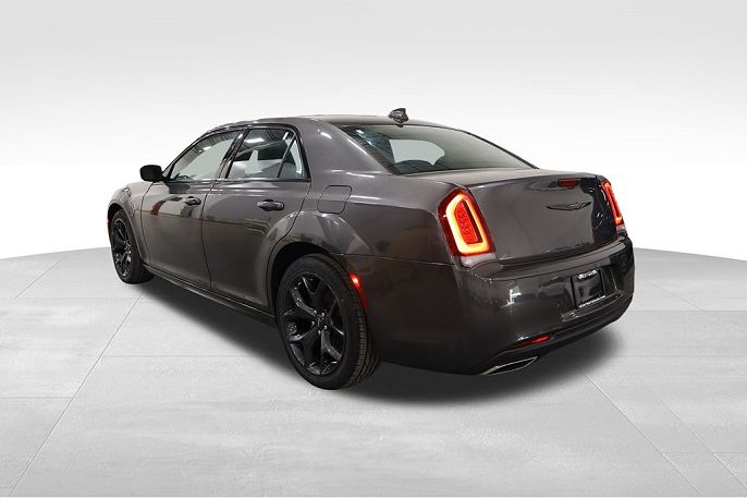 2022 Chrysler 300