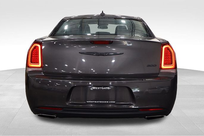 2022 Chrysler 300