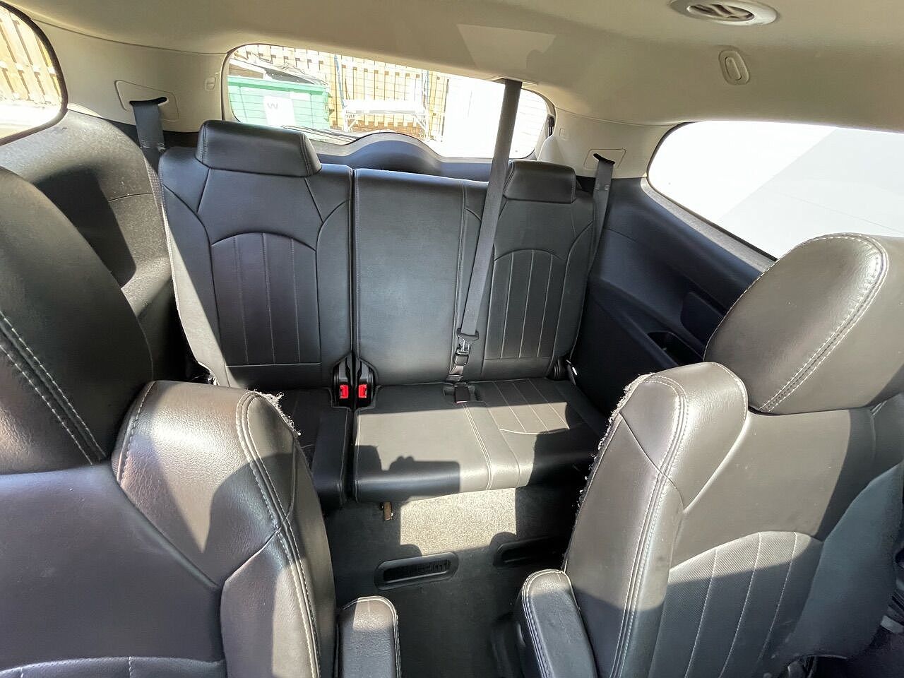 2017 Buick Enclave Leather Group image 12