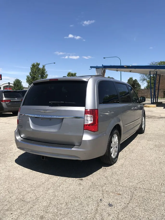 2014 Chrysler Town & Country