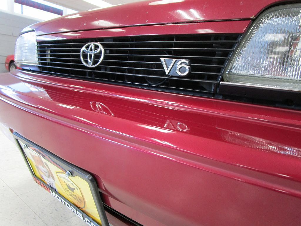 1991 Toyota Camry LE image 65