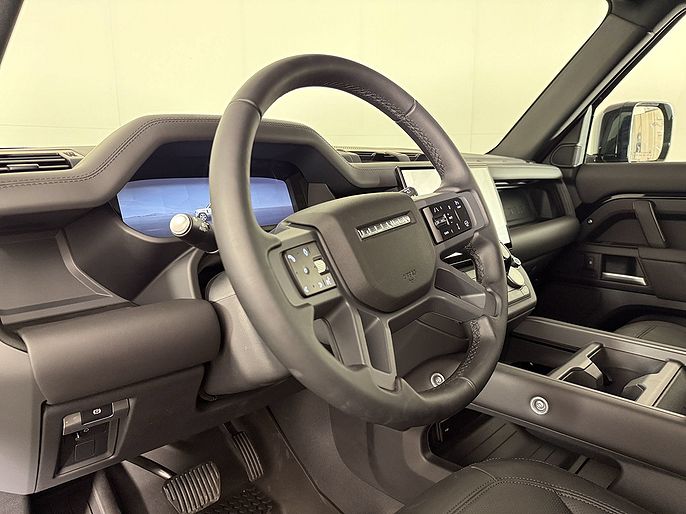 2026 Land Rover Defender