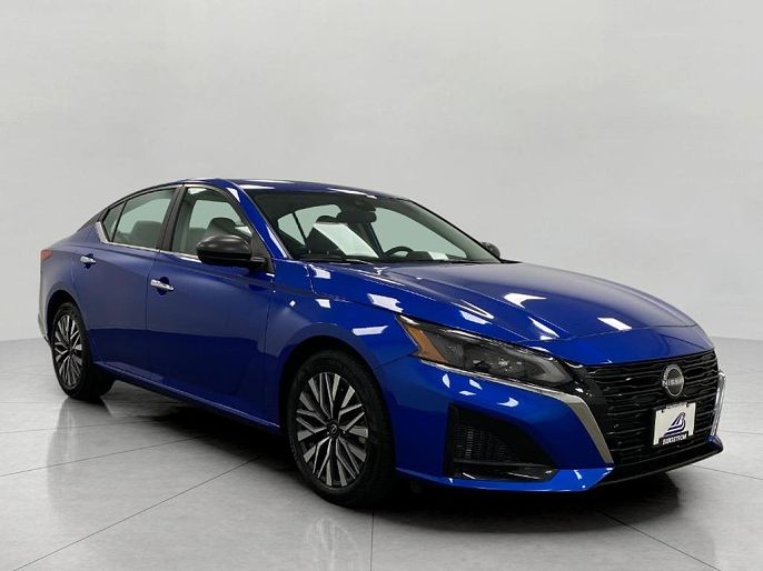 2025 Nissan Altima