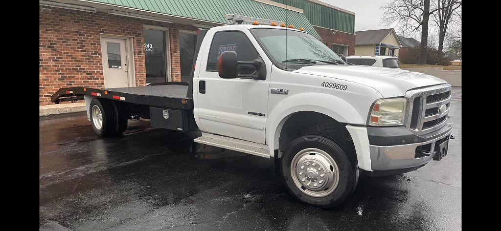 2006 Ford F-450 null image 0