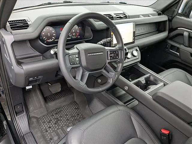 2025 Land Rover Defender