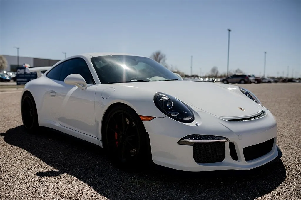 2015 Porsche 911 GT3 image 1