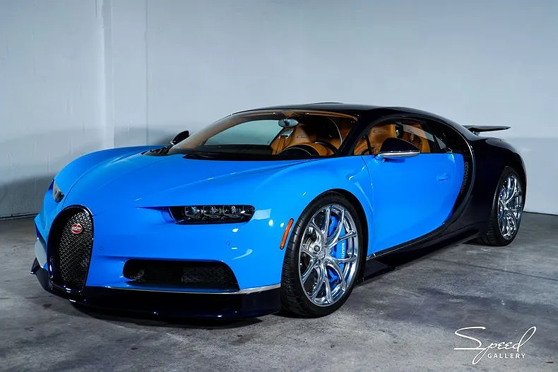 2018 Bugatti Chiron null image 2