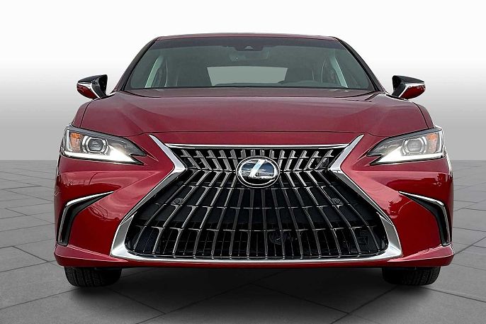 2025 Lexus ES