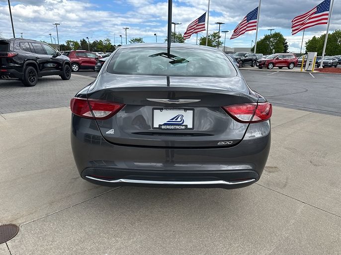 2015 Chrysler 200