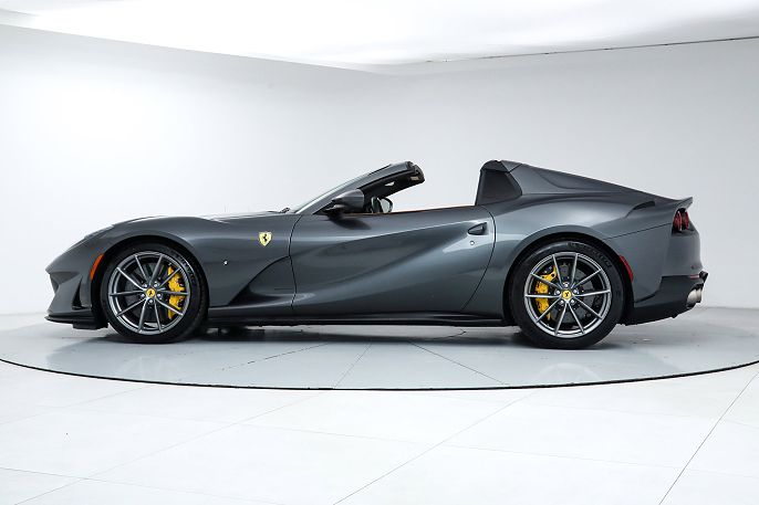 2022 Ferrari 812 GTS