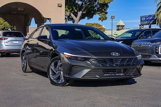 2025 Hyundai Elantra