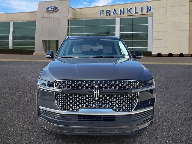 2026 Lincoln Navigator L
