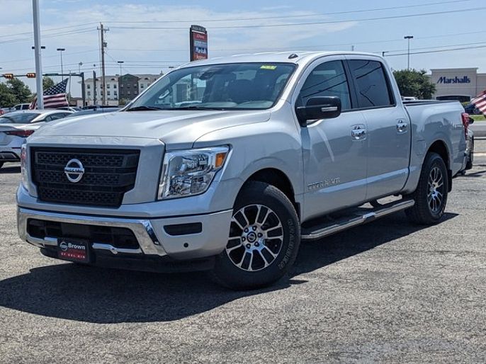2020 Nissan Titan