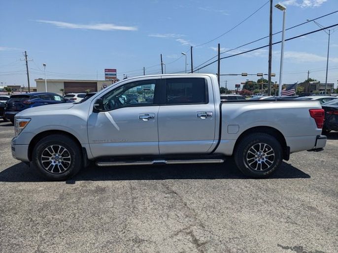 2020 Nissan Titan