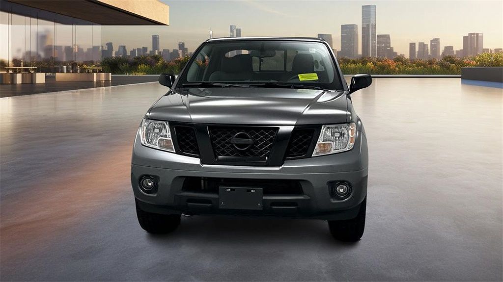 2021 Nissan Frontier SV image 1
