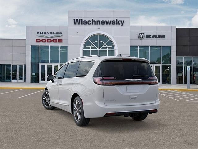 2026 Chrysler Pacifica