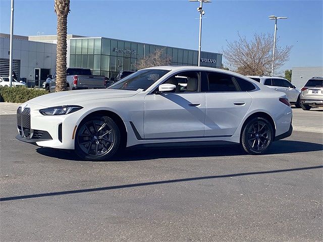 2025 BMW i4